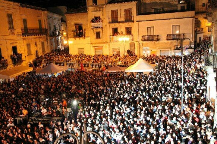 "Kaulonia Tarantella Festival" - Piazza Mese, immagine
