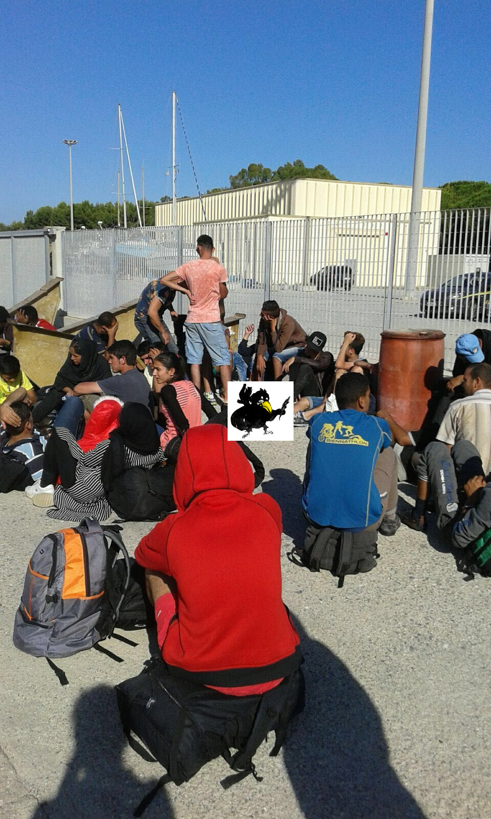 migranti sbarco roccella