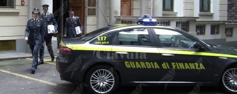 La Guardia Di Finanza Sequestra Kg Di Hashish Due Arresti Ciavula