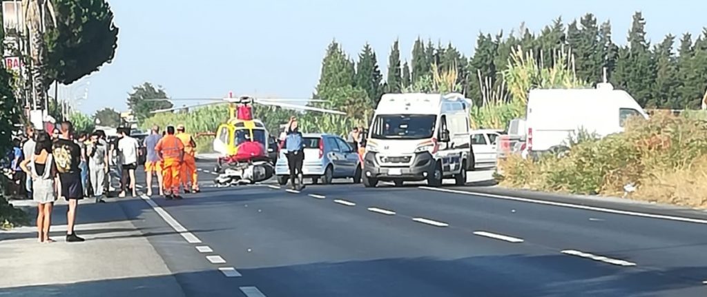 Gravissimo Incidente Stradale A Caulonia Marina In Azione L Elisoccorso Ciavula