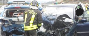 Auto Travolge Pattuglia Sulla A2, Traffico Interrotto - Ciavula