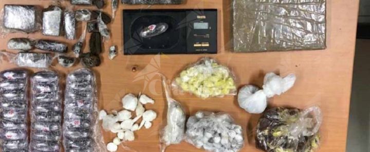 Eroina, Cocaina, Hashish E Marijuana. La Polizia Arresta Due Fratelli ...