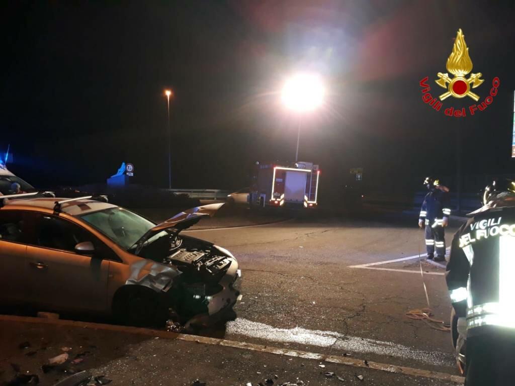 Tremendo Incidente Tra 2 Auto, Muore Una Donna - Ciavula