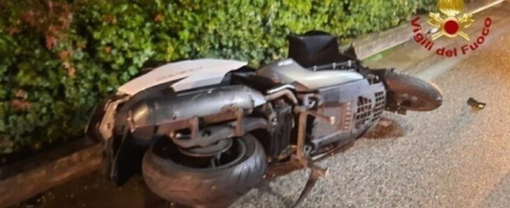 Tragico Incidente Tra Auto E Scooter, Muore Un Ragazzo Di 17 Anni - Ciavula