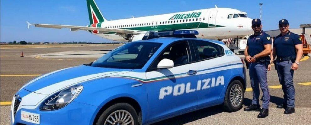 Parcheggia con un pass per disabili falso nei pressi dell’aeroporto di Lamezia, denunciato un reggino