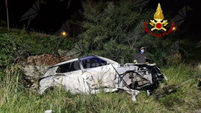 Violento Incidente Tra Due Auto, Una Persona Rimasta Ferita - Ciavula