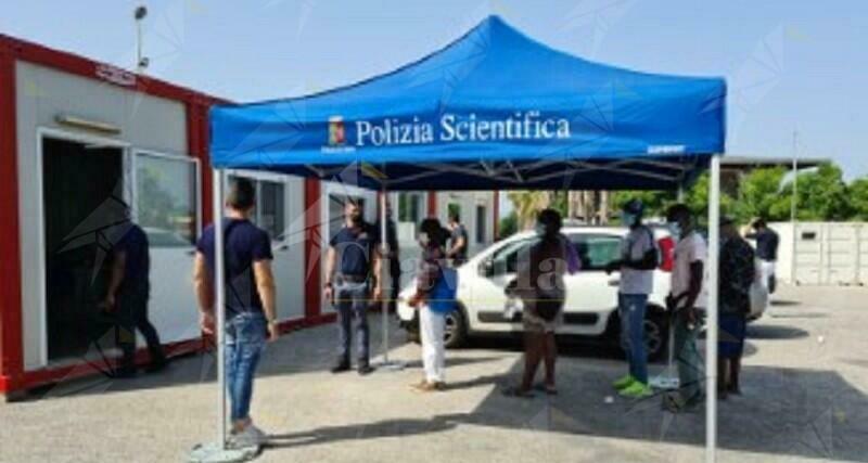 Vax Day alla Tendopoli di San Ferdinando, vaccinate 172 persone