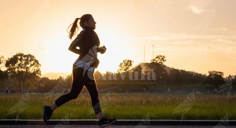 La palpeggia mentre fa jogging, arrestato per violenza sessuale