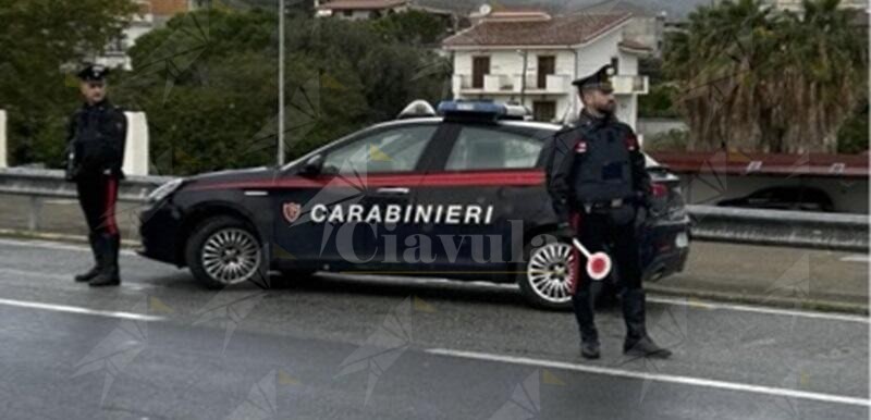 Detiene un fucile clandestino in un capannone, un arresto a Bova marina