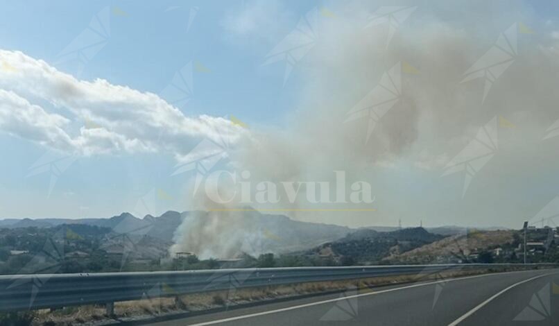 Incendio tra Grotteria e Gioiosa Ionica