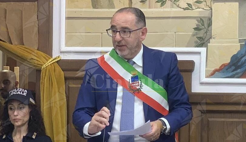 Il Sindaco di Cittanova restituisce l’auto di rappresentanza: “Consentirà alle casse comunali di risparmiare risorse”