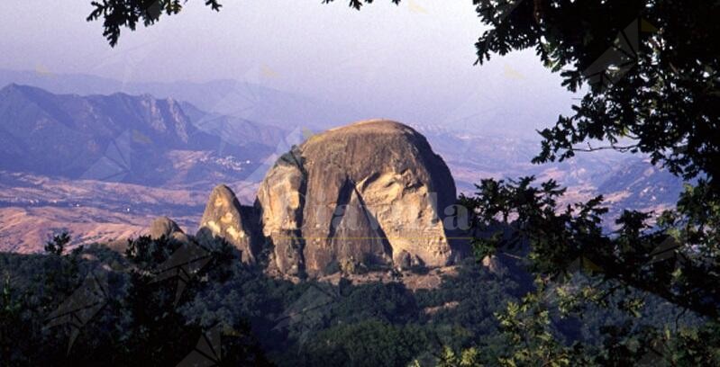 Viaggi dentro il Parco D’Aspromonte. Pietra Cappa, tra storia e leggenda