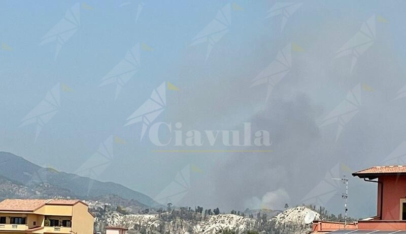 Incendio in località Abatigiala di Caulonia