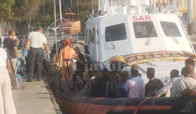 Sbarco di migranti a Roccella Ionica, arrivate 23 persone