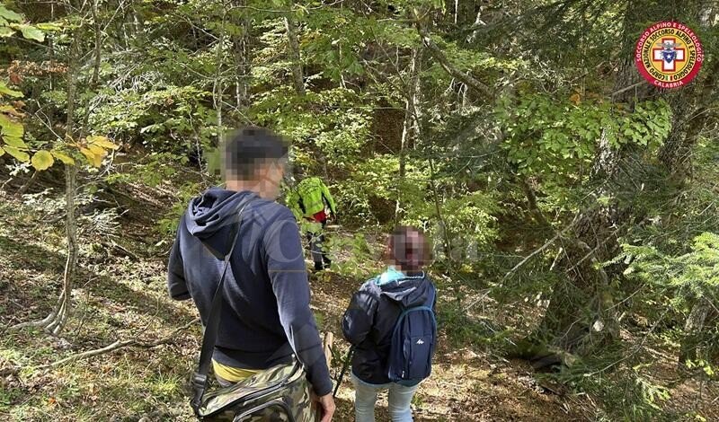 Si perdono nel Parco d’Aspromonte mentre cercano funghi: ritrovati grazie all’SMS Locator