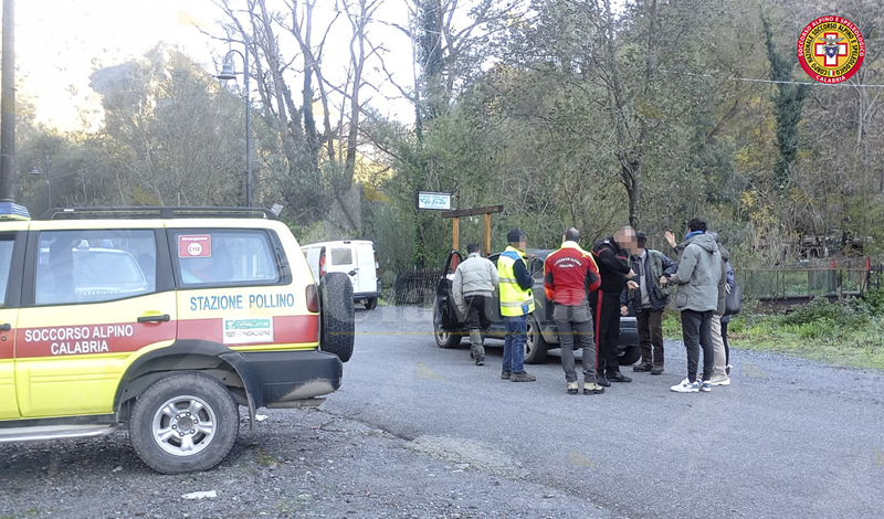 Si perde nel Parco del Pollino mentre cerca tartufi: ritrovato dopo ore di ricerche