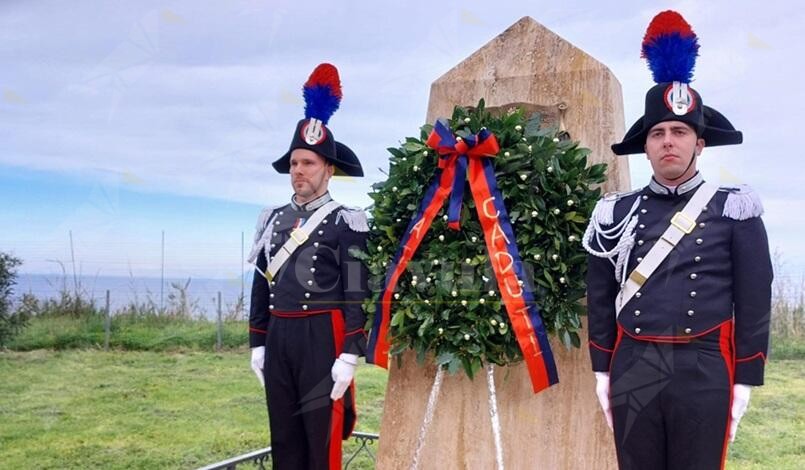 I Carabinieri di Palmi ricordano con una cerimonia due colleghi scomparsi in un attentato nel 1994