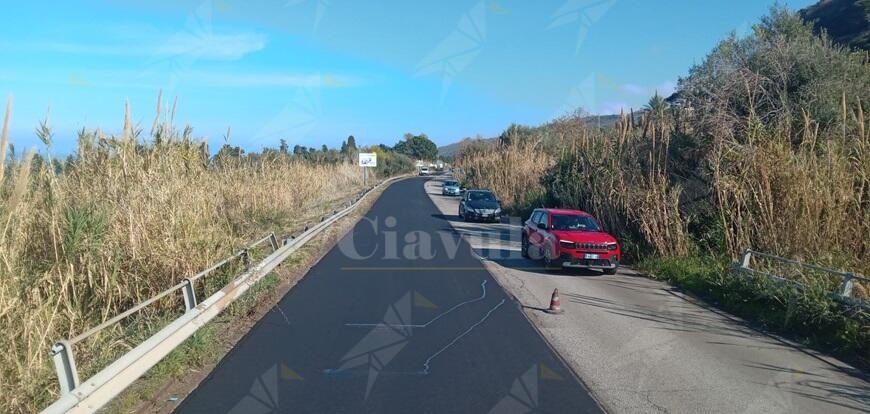 Avviati i lavori di bitumazione della strada provinciale che collega Parghelia a Tropea