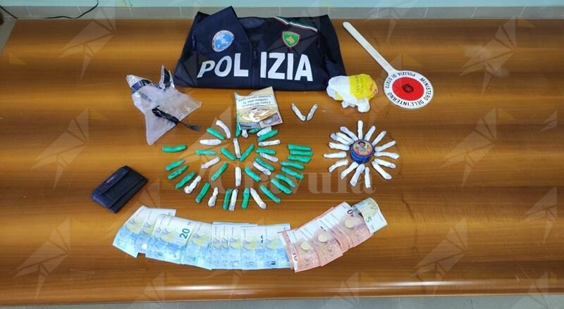 Nasconde 100 grammi di marijuana in casa, denunciato