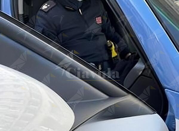 Donne aggredite e rapinate a Reggio Calabria. Aggiornamenti sulla doppia operazione di polizia